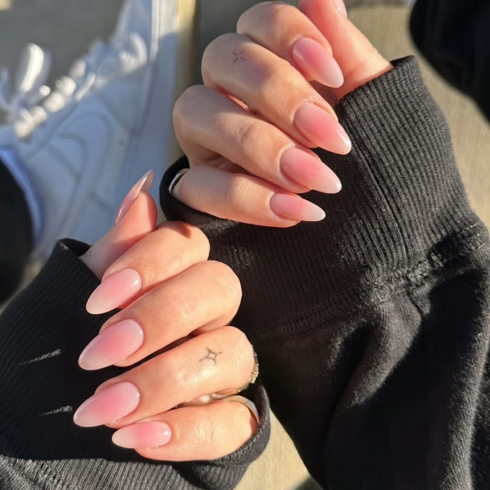 Aura She Glows Long Almond