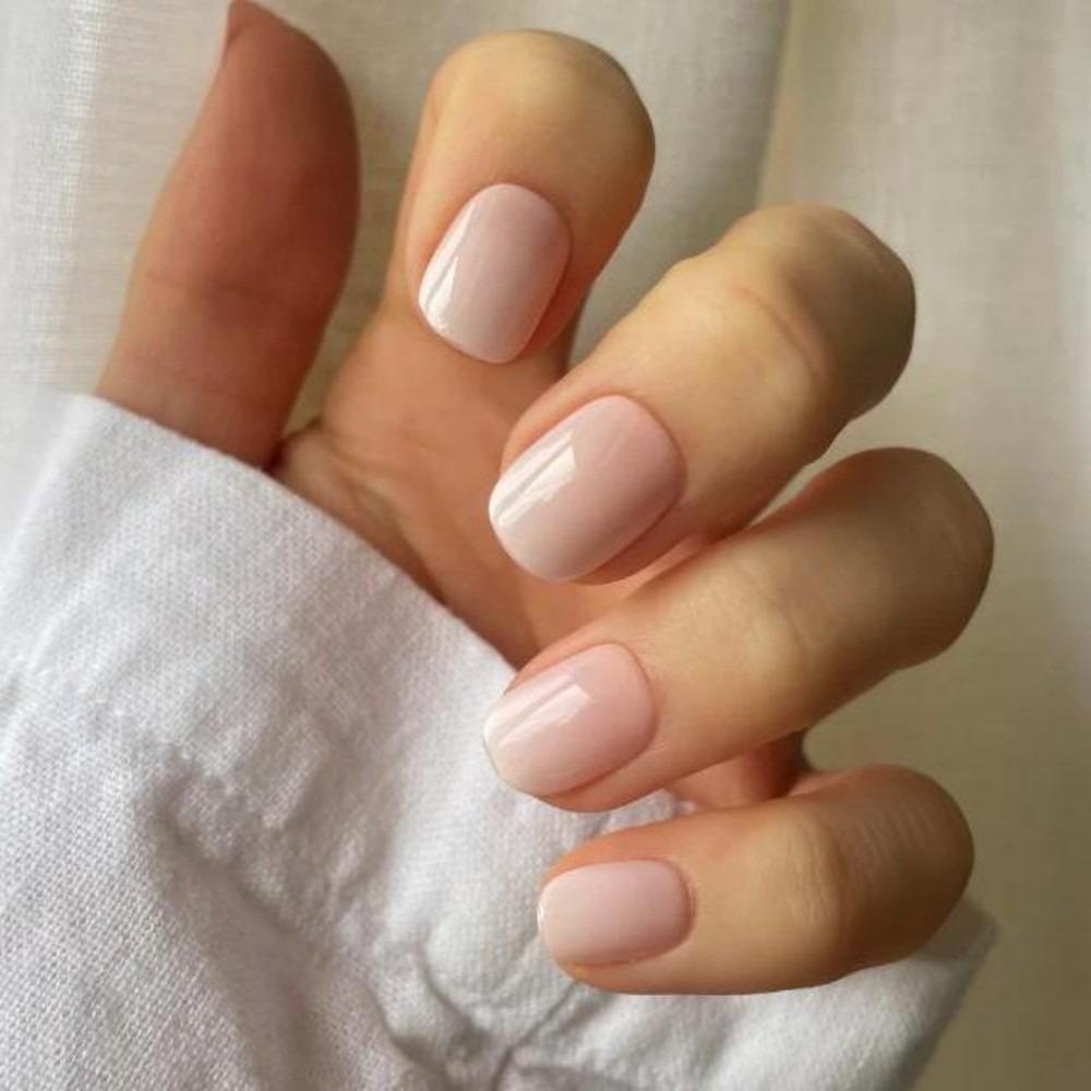 Hand with Strawberry Milk Soft Pink short press on nails