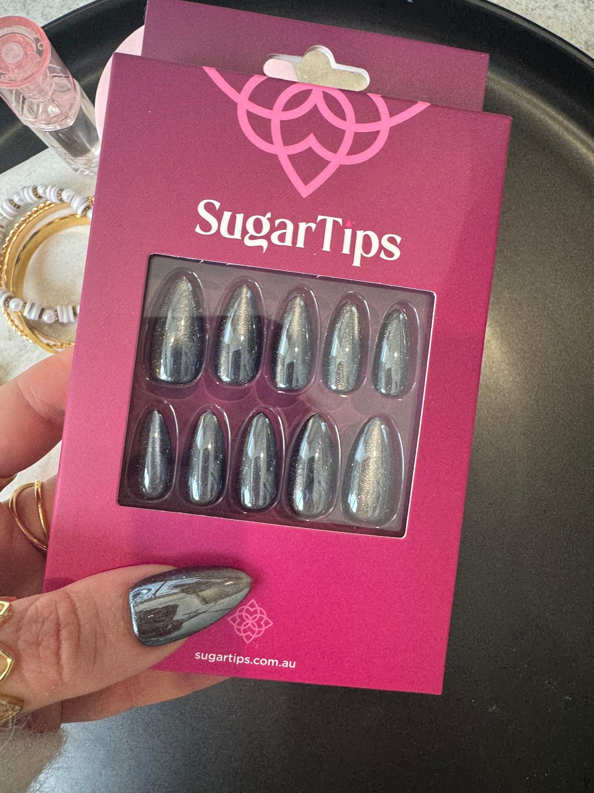 Midnight Kiss 💋 Metallic Silver Chrome